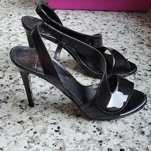 Diane von Furstenberg US size 8.5M Alexa black patent heels